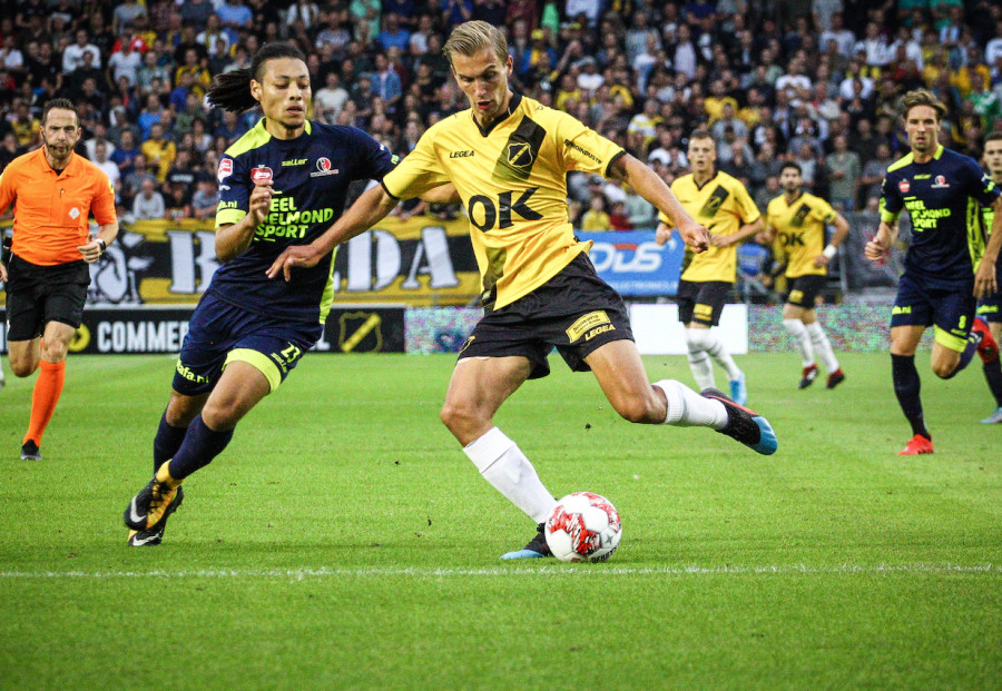 nac helmond sport [33 van 90]